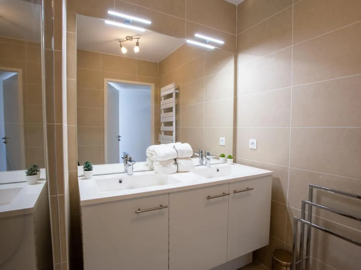 Apartment Le Clos Jardin-1 By Interhome Bormes-les-Mimosas